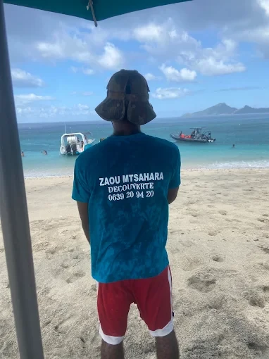 Guide face à la plage